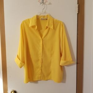 Ladies blouse by Joanna sz XL Buttery yellow.